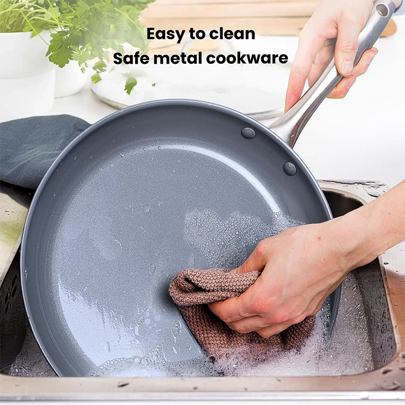 Blue Diamond Ceramic Wok