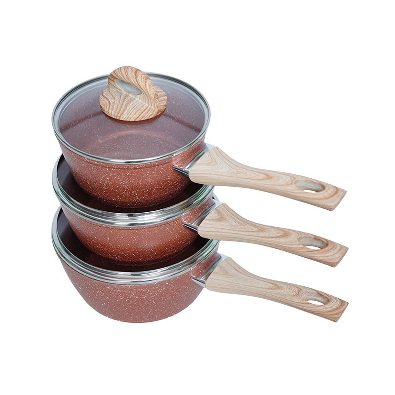 Does the multi-layer composite pot of the milk pot three-piece set heat evenly to avoid local overheating that causes burnt bottom or nutrient loss?